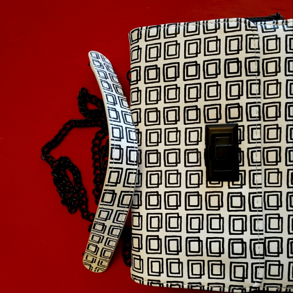 Super cute wallet bag